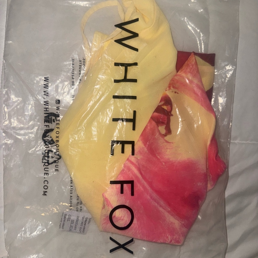 White Fox Boutique Yellow Floral Mini Dress - Picture 4 of 4